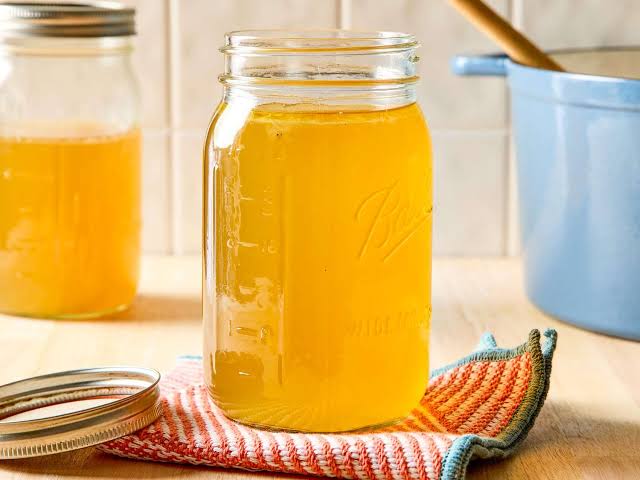 What are the benefits of bone broth?